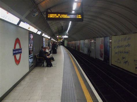 tube from kings cross to hammersmith